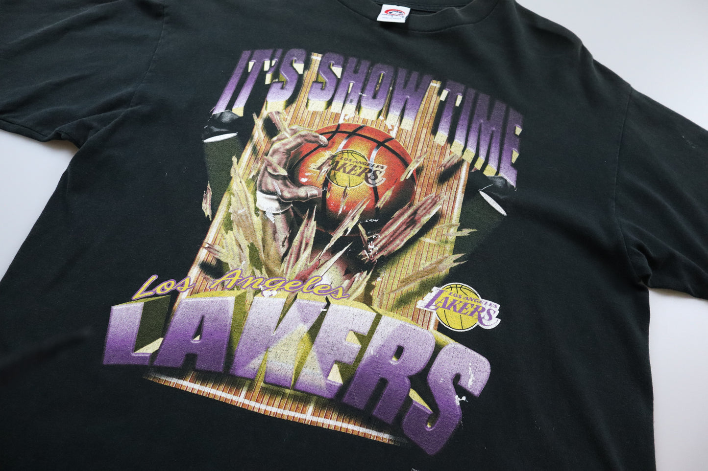 1990s LA Lakers "It’s Showtime!" T-Shirt – L