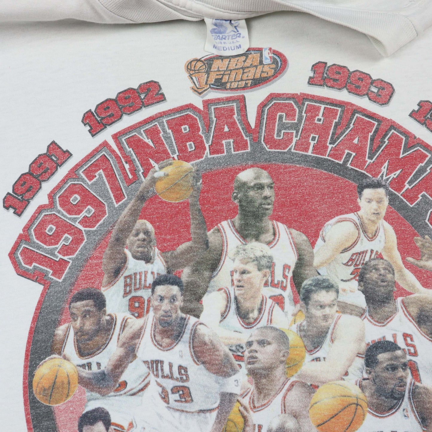 '97 Chicago Bulls " 1997 NBA Champions" Starter T-Shirt (M/L)