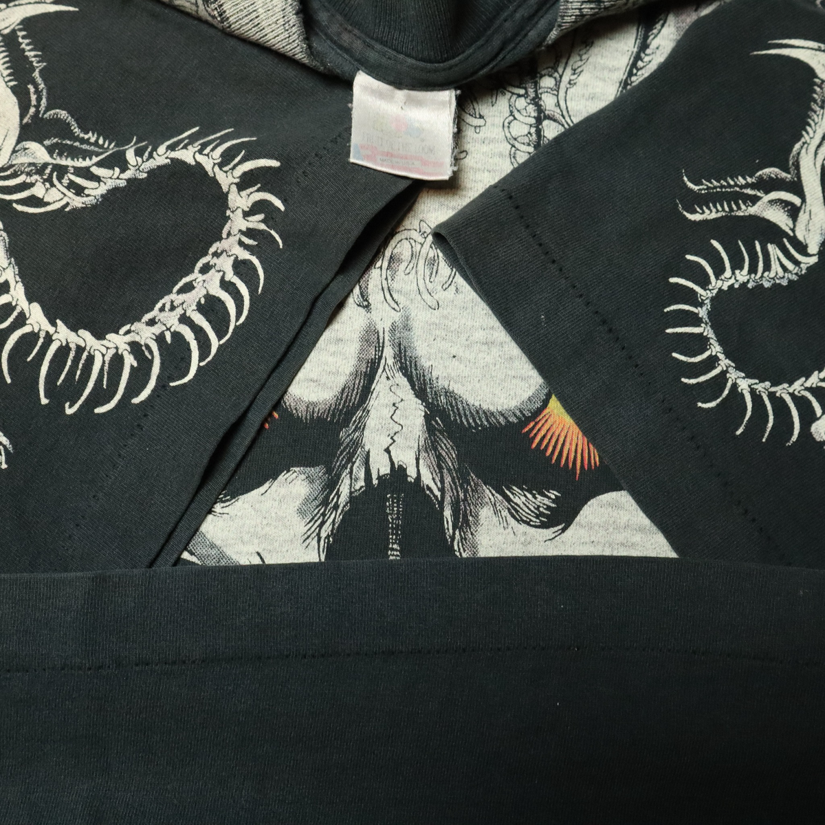 1993年 Liquid Blue "Medusa Skull & Snakes" ヴィンテージTシャツ (L/XL)