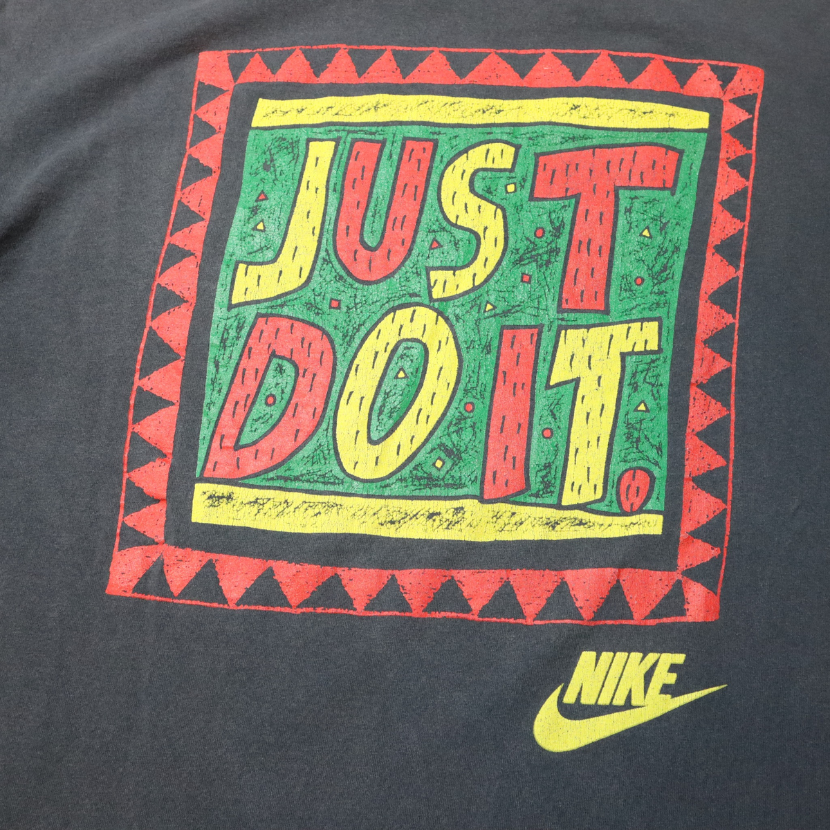 ยุค 90s Nike "Kenya" เสื้อยืดวินเทจ (L)